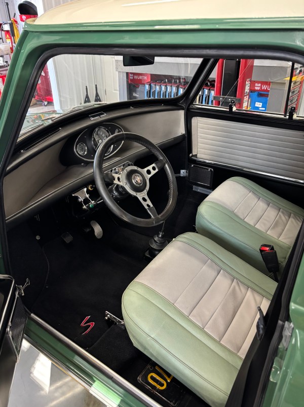 1967 Austin Cooper S – Toybox Racing
